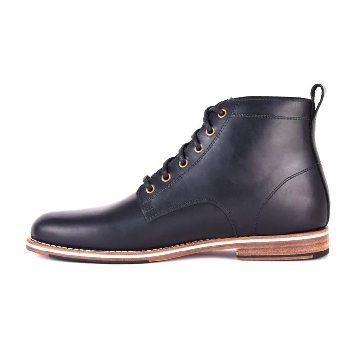 Helm Boots | The Zind Black